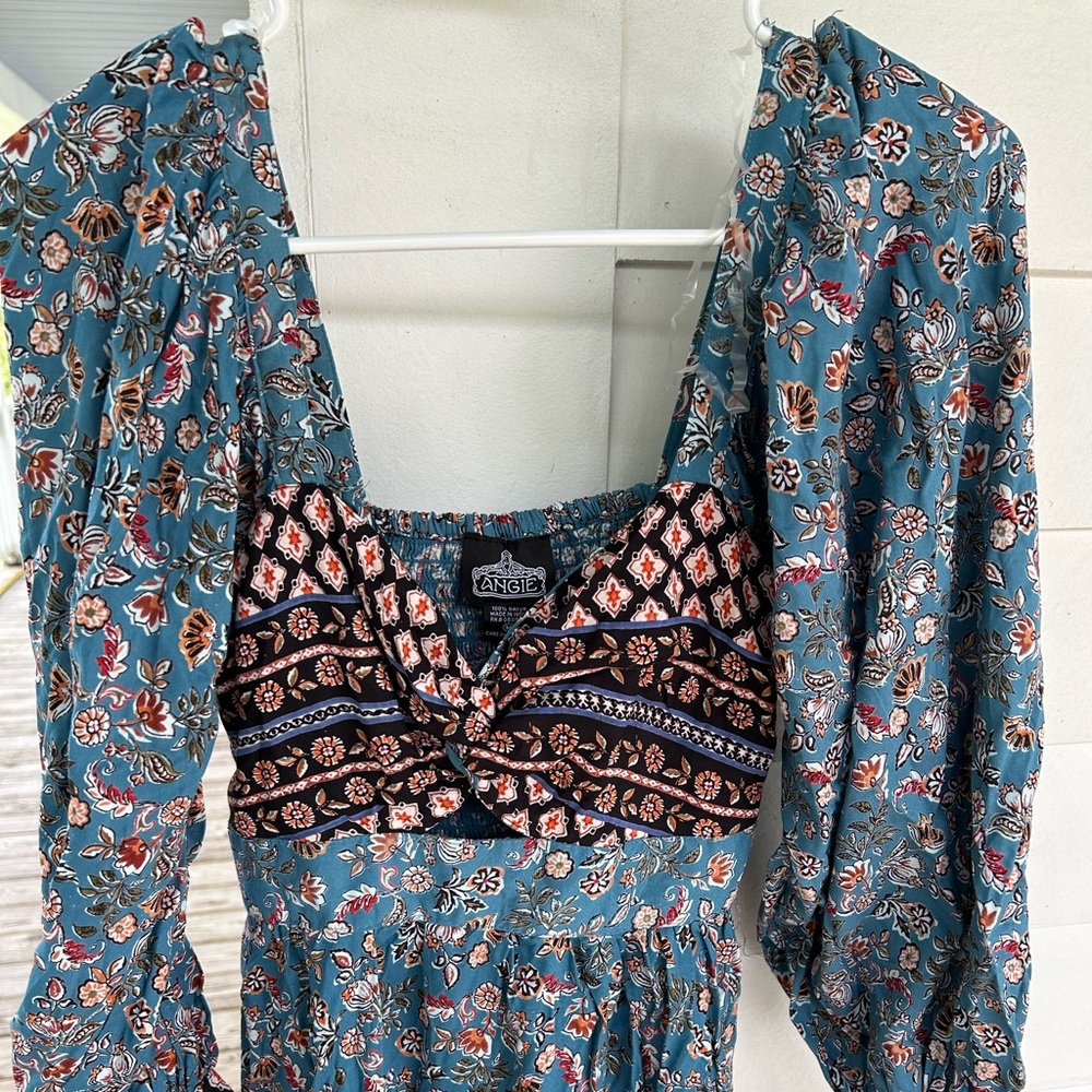 Boho floral twist front long sleeve maxi dress